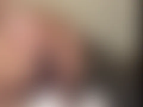 Sorry 🫶🏻🤭 ganz vergessen euch ein kleinen Ausschnitt vom 40cm BBC zu zeigen 🥵😈💦🤭