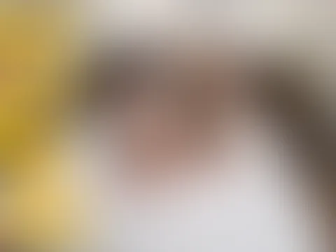 EXTREM geile ÄRSCHE inkl. feuchter Muschis mit Marie!
