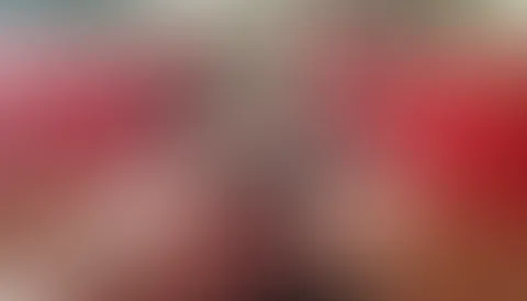 9:17 Sb Video in roten Halterlosen, Nylonbody + High Heels, Vibrator P***yf**k bis zum Orgasmus, c******e, breitbeinig im Bett mir dirty-talk zum a********n