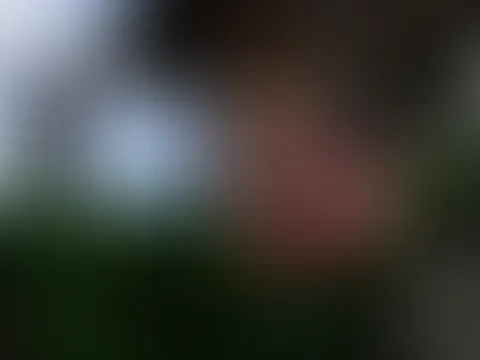 Ich liebe meine Titties! Möchtest du sie mal berühren?