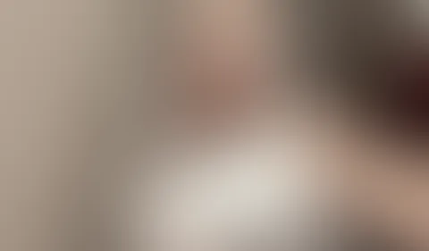 „Es reicht, wenn du es einmal anschaust… 👀🔥 danach wirst du mir ganz von selbst schreiben, um alle Videos zu bekommen 😏💋“