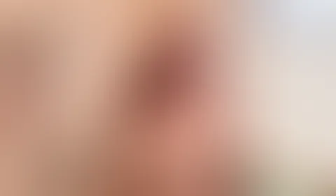 Einfach geil losgep**st :) hätte es ja lieber jemanden gespendet und mir danach meine F***e lecken lassen rrr