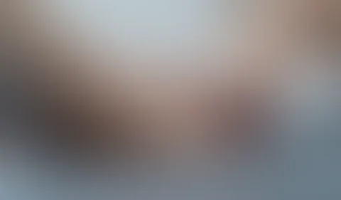 Meine M****i und 30cm Dildo im gross Detail... na komm und zeig mir, wie du spritzt? hm?