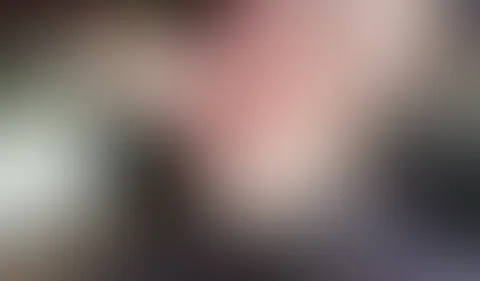 Präsentiert,selbst besorgt und geil auf dein C*****t