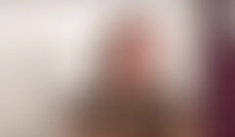 Mein Vorstellungsvideo. Hi ich bin die Emmi OMG, wie nervös war ich denn bitte. Das Video ist so peinlich :) Aber ich wollte mich halt vorstellen, wie man das anscheinend so macht :) Und ja, das bin i