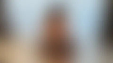Meine Beine und mein breiter Rücken – da fällt es schwer, sich ihnen nicht zu ergeben.