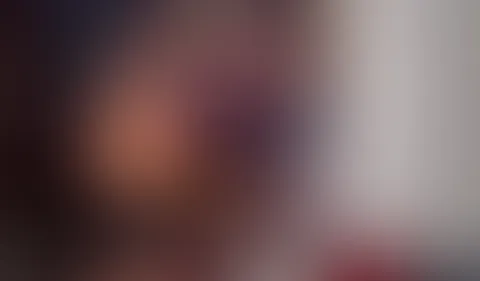 SCHON MEIN NEUES VIDEO GESEHEN?? 🎥🔞 Er wollte mich einfach nicht in den Club lassen 😭😭 Aber zum Glück hab ich doch noch überzeugende Argumente geliefert… 😎