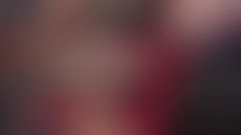 Spritzt ihr alles in die Löcher und Schlucken ist Pflicht