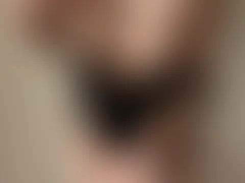 Ups da ist mir meine Unterwäsche wohl runtergerutscht 😘