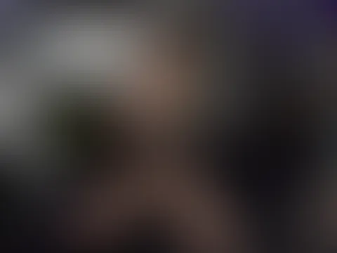 Heftige Selbstbefriedigung am Kamin