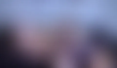 Enger Teenie A***h wird geil benutzt!!