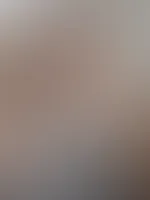 Zwischen meinen Beinen wartet was auf dich 😜👅💦