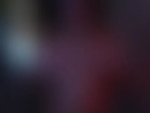 Alles Echt , ja auch die Fingernägel 💅 💃🏻.. für mehr Echtheit … einfach folgen !