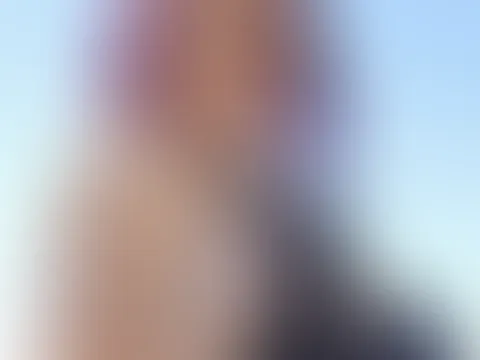 Nackte Titten und sexy Klamotten