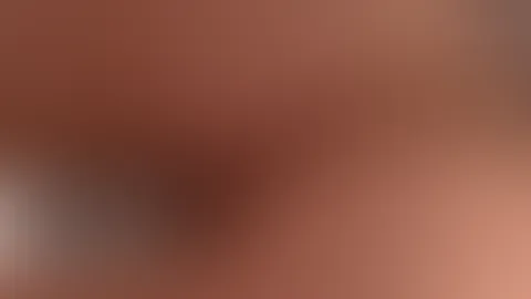 Ich lieg nackt im Bett und zeig dir meinen A***h, kannst du da noch widerstehen?