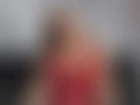 Selbstbefriedigung im Badeanzug für einen User