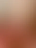 Rote Netzstrümpfe mit Schleifchen 😇