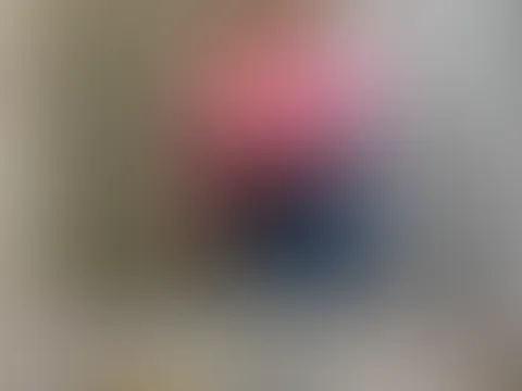 Ab und zu muss man sich auch mal etwas schicker kleiden. Findest du, dass der Stil auch zu mir passt oder liebe meine engen Kleidchen? hihi👗😉