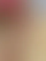 Ich vergnüge mich auf dem Sofa