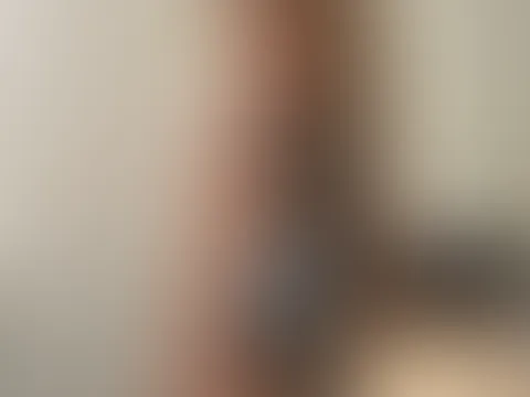 Was könnten wir denn auf dem Esstisch jetzt so anstellen .. ? 😏🤭