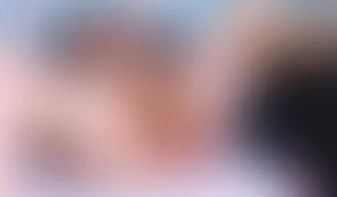 Mit Dildo und Liebe zum S****t-Orgasmus!