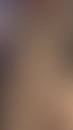 Hmm... und nun stell dir vor, dass ich vor dir knie, mein Höschen langsam runterzieh und mich auf deinen S*****z setze ;)
