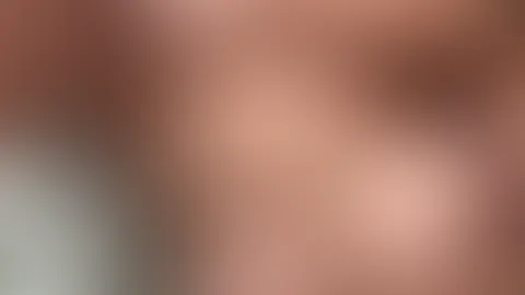 Zwischen meinen Beinen wartet was 😋