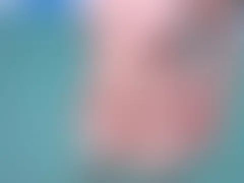 Ob der Pool wohl noch etwas kalt war?