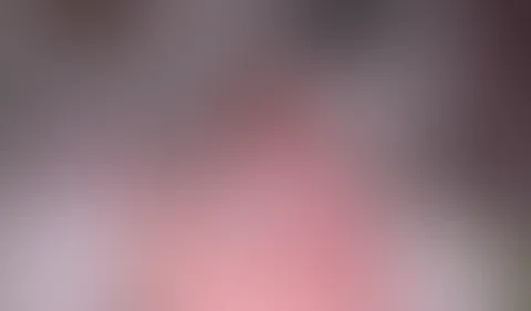 Footjob! Spritz mir auf die Füße! V