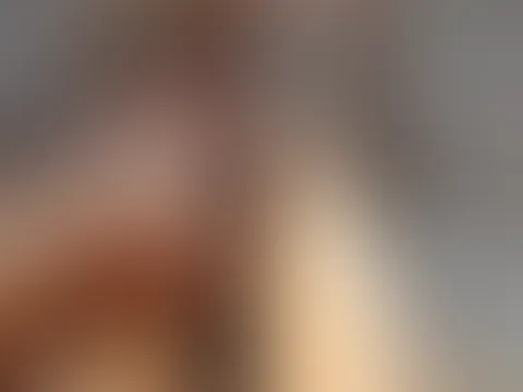 Willst du sehen, wie ich meine weichen, hübschen Füße langsam massiere? 💦