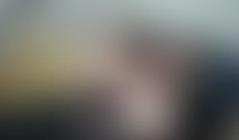Teil 1 Sinflare erwischte sie beim Masturbieren und konnte nicht widerstehen, sie zu f**ken.