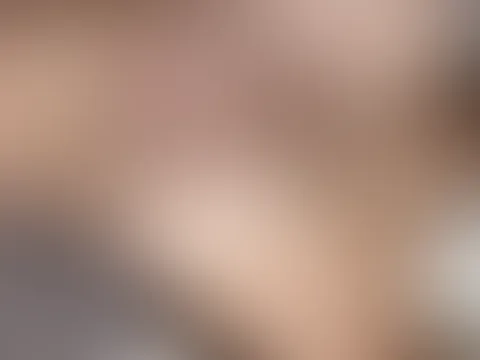 Hallöchen, mein Lieber, morgen möchte ich deine Morgenlatte versorgen! Ich lasse dich an meinem letzten Sexchat teilhaben! In dem Video wirst du sehen, wie geil ich uns beide gemacht habe … Ich befumm