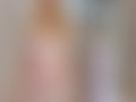 Do you think this dress looks sexy on me?