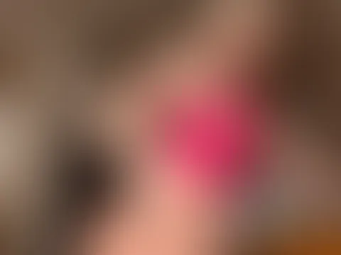 💗 „Guten Morgen… aber heute bin ich nicht ganz so unschuldig, wie ich aussehe 😇😈 Ein Blick… und schon willst du mehr, oder? 👀 Die Frage ist nur: Traust du dich, weiterzugehen? 💋 Ich warte schon a