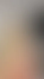 🔥 Heute ganz in heißem Rot… …und ich trag fast nichts drunter. Magst du zusehen, wie ich das letzte bisschen fallen lasse? 😈 Oder willst du lieber, dass ich dich damit langsam verrückt mache? 💋 Liv