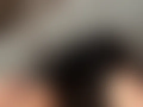 Magst du Sneaker Socken? 🤫 oder gefallen dir meine Füße nackt besser? 😈