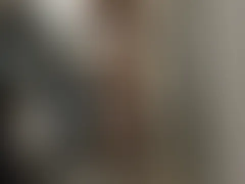 Nach dem Duschen erstmal sexy fĂŒr dich angezogen !đ€€