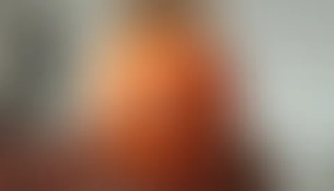 Ich verführe Kürbi - befriedige  ihn mit meiner Zunge (Ausschnitt aus dem Video Milf f**kt Kürbis)