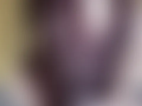 Mit Dildo im neuen Dessou