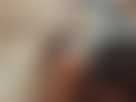 Was würdest du mit mir machen wenn ich so auf deinem Bett liegen würde? 🫣