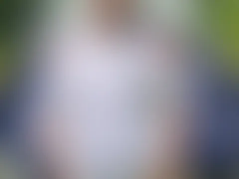 Doggy auf der Motorhaube nur mein Gesicht mit c******e