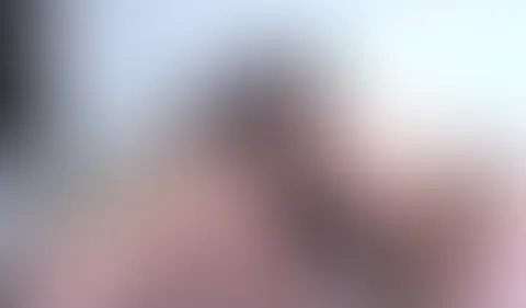 Unglaublich heißer Dreier mit epischer Gesichtsbesamung!