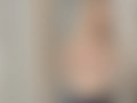 Ich mache DIRTYTALK und creme dabei meine kleinen BOOBS ein