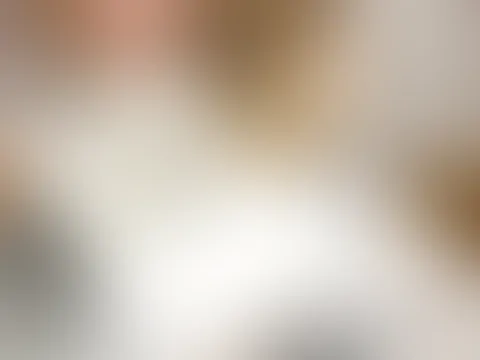 Bist du neugierig herauszufinden was ich darunter trage? ðŸ¤
