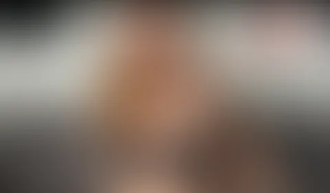 Wow, mein erster Orgasmus vor der Cam. Ich mache es mir selbst