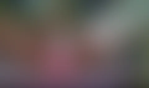 Komm und hilf mir du geiler bock 😜😈😈