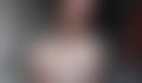 Vanille-Soßen Eskalation! Leckst du mich sauber? Jetzt seien wir mal ganz ehrlich, wer muss bei Vanille Soße auf dem Körper verteilt nicht auch an S****a denken.... also ich auf jeden Fall! Na gut, i