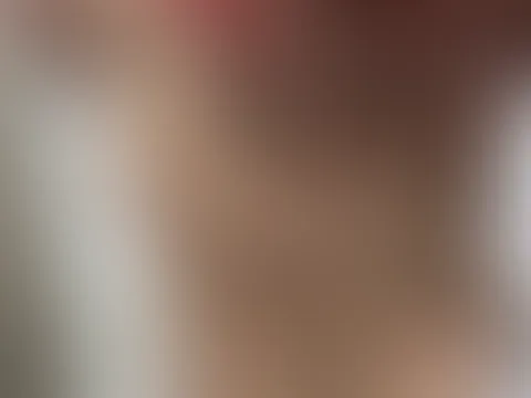 Morgen ist mein Geburtstag 🎂👀 Und ich hab ein paar Specials für euch vorbereitet… 🎁 nur für kurze Zeit verfügbar 😏 Seid morgen auf jeden Fall dabei 💖