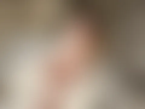 😈