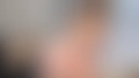 Ich warte hier am Tisch auf dich 🥵